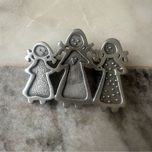 CYNTHIA WEBB THREE SISTERS BROOCH